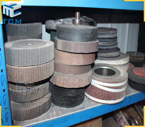 Grinding buffing wheels